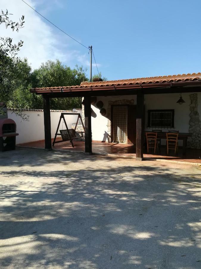 Villa Fralu Mattinata Buitenkant foto